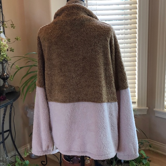 Entro half-zip pullover - Picture 3 of 5